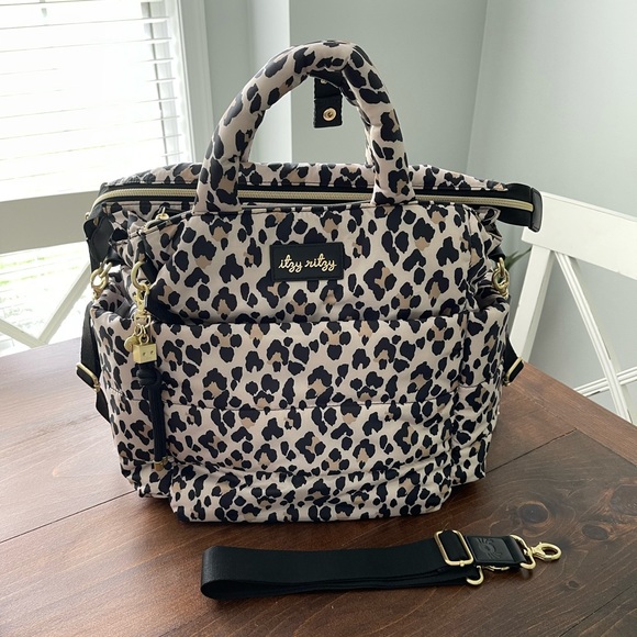 Itzy Ritzy Bags Itzy Ritzy Dream Convertible Diaper Bag Poshmark